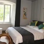 De Restaurant Chez Aron Balde Hotel *