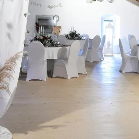 De Restaurant Chez Aron Balde Hotel *