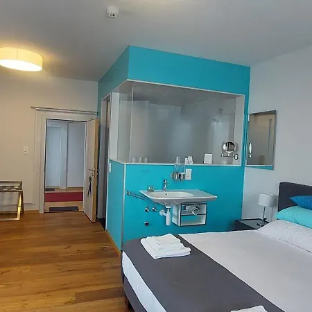 Hotel De Restaurant Chez Aron Balde *