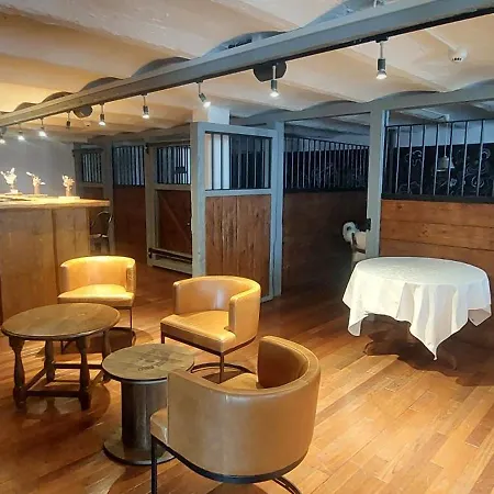 Hotel De Restaurant Chez Aron Balde *