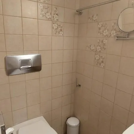 Hotel De Restaurant Chez Aron Balde Bellelay