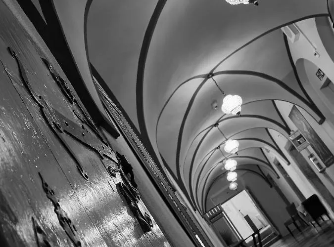 Hotel De Restaurant Chez Aron Balde *