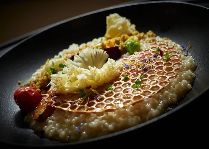 De Restaurant Chez Aron Balde Hotel *