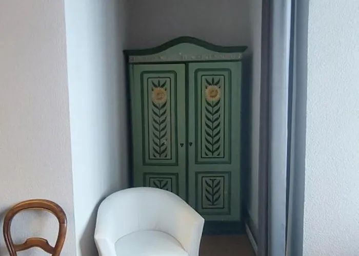 Hotel De Restaurant Chez Aron Balde *