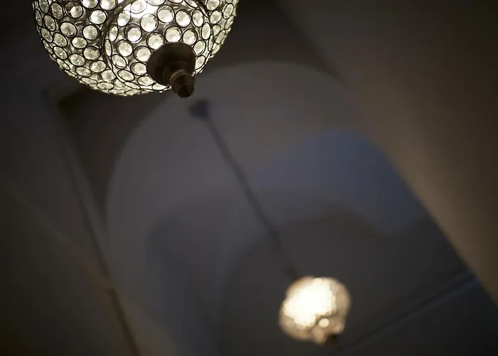 Otel De Restaurant Chez Aron Balde *